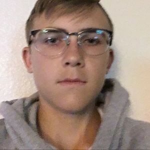 Meet your Posher, Lucas